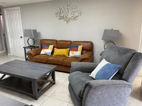 Hackberry Home - Image 2