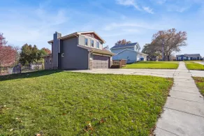 Updated 4BR Retreat Home Near Everything - Image 5