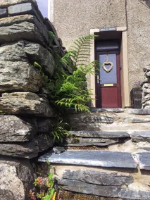 Zip Cottage Sleeps 2-3 climb snowdon zip world - Image 5