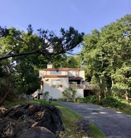 Scenic & Serene: 3BR/3BA w Panoramic Hudson Views! - Image 2