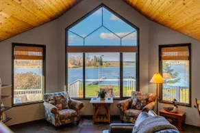 Lone Pine Cabin • Private Lakefront Escape - Image 3