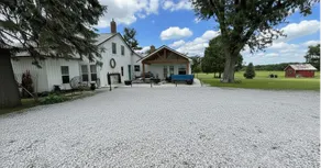 The Farmhouse on Lazy 8 Ranch - Image 2
