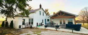 The Farmhouse on Lazy 8 Ranch - Image 4