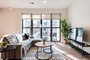 Downtown Walkable 1 Bed Apt - Image 2