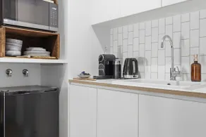 Salty & Suite- Charming 2BR Beach Flat by uHoliday - Image 5