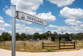 'Sevillano Design' Led-Cottage in Wine Country - Image 5