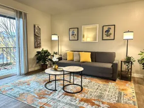 Cozy One-Bedroom Haven with Big Balcony - Image 4