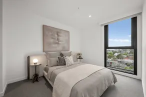 Ocean Glimpse - A Designer Sub-Penthouse at 333STK - Image 3