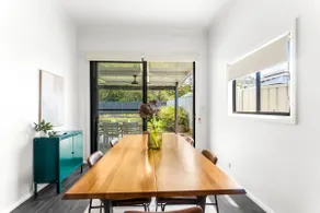 Bright & Breezy Waratah Home - Image 5
