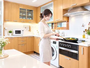 Family & Group Retreat Walk to Hongdae, 4BR, 2BA - Image 2