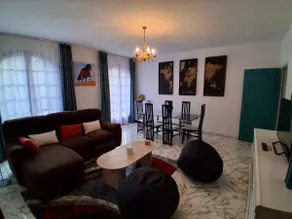 Entire property, 3 bedrooms with double beds - Image 3
