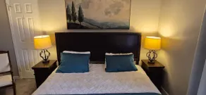 Cozy 3BR/2BA Ground-Level Unit/King Bed/Short Pump - Image 4