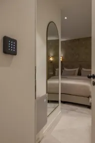 Luxurious guest room in the heart of Bruges - Image 4