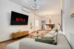 VILLA T to15 min from Puy du Fou Billiar, Movies, BBQ,Pool - Image 2