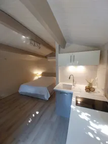 Cozy chalet in a quiet, gated property - Image 3