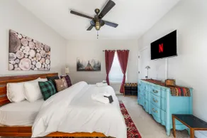 Beautiful 2BR Condo | *2KING BEDS* | Private Patio - Image 3