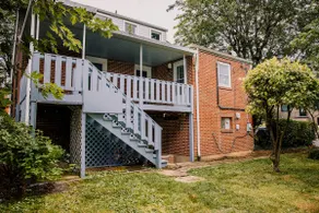 A charming, updated 4BR near Seton Hill & hospital - Image 5