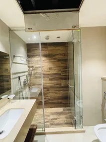 Studio apartment by Pepper StayᏃ sec 63 - Image 4
