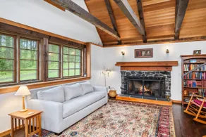 Relaxing Woodland Retreat, 15 min to U of O - Image 2