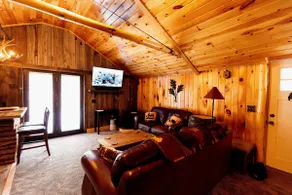 Cozy Cabin. Close to Crystal Mountain. Igloo. - Image 4