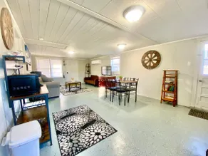 The Cozy Cottage - Image 5