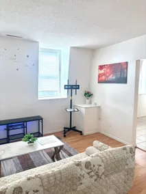 2 bedroom by train station & Dunkin’ Donuts - Image 2
