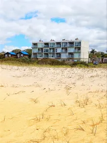 Rent an oceanfront apartment in Arachania - Image 2