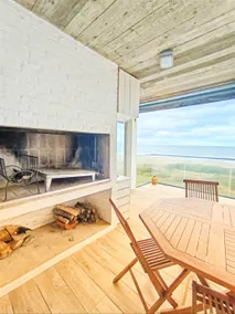 Rent an oceanfront apartment in Arachania - Image 3