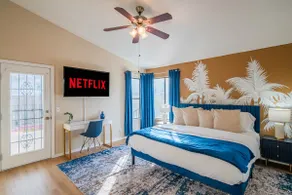 Peoria Resort! 7BR Heated Pool, Theater & Hot Tub - Image 5