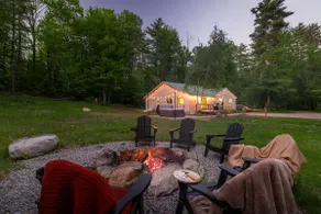 Secluded Retreat with Hot Tub in White Mtns - Image 2