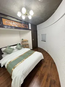 10 minutes by car from Kansai Airport, terrace, parking lot, large private house for up to 9 people, fully equipped kitchen, comfortable accommodation - Image 5