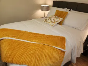 New, Elegant, Private, Quiet&Comfortable Apartment - Image 2