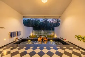 Stayvista at Mudra Manor 4BR - Coffee Estate Comp Breakfast Big Heated Pool - Image 4