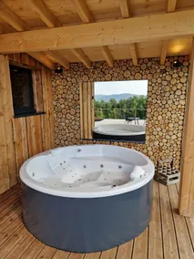 Cocooon Wood, unusual accommodation Savoie - Image 4