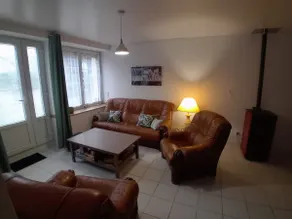 House in the heart of the village - Image 2