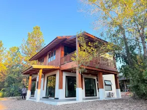 Modern Gorgeous Hot Spring House - Image 4