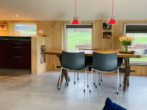 Comfortable loft feeling – with character & views - Image 4