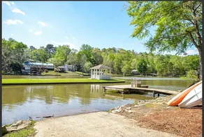 Just Lake Home - Image 5