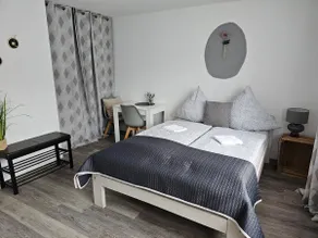 Dream realm double room - Image 5