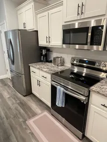 Azalea new November 2025! 3 bed 2 bath sleeps 6. - Image 3