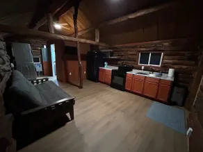 Indian Hollow Cabin - Image 4