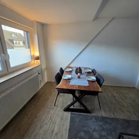 Stylish accommodation in quiet location with balcony - Image 4