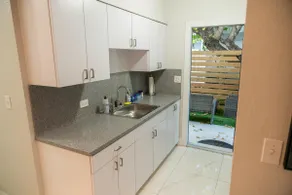 Miami 1BR Retreat + Sofa bed • Patio • sleeps 4 - Image 5