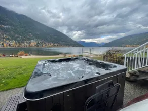 Suite Kootenay Lake ! - Image 3