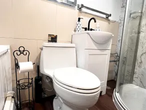 Cozy Lower-Level Studio Private Entrance Near NYC - Image 5