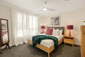 Stockton Hideaway | 3 Bedrooms | Hot tub - Image 5