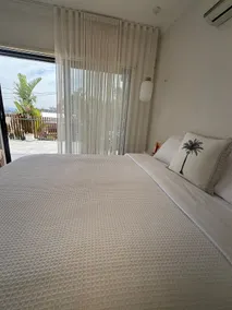 House of Halau Tropical views and sunsets - Image 5