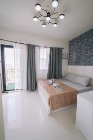 Instaworthy 1BR unit at Royal Oceancrest Mactan - Image 3