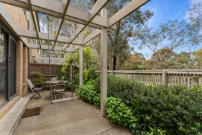The Pattern House Ballarat—Lakeside Creative Haven - Image 5