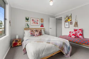The Pattern House Ballarat—Lakeside Creative Haven - Image 2